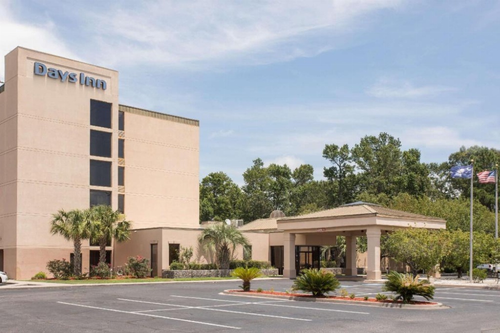 Days Inn by Wyndham Myrtle Beach Main image